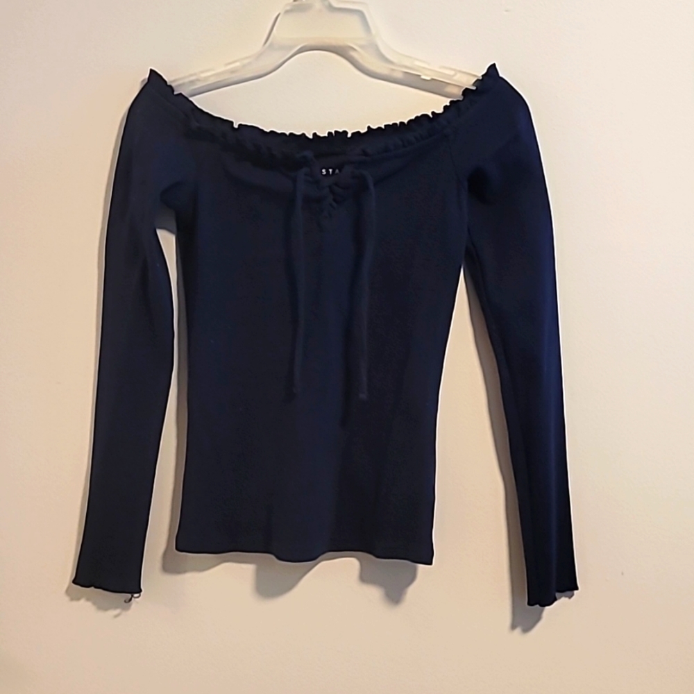 Off the shoulder long sleeve